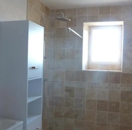 Maison De La Delle * Pertheville-Ners